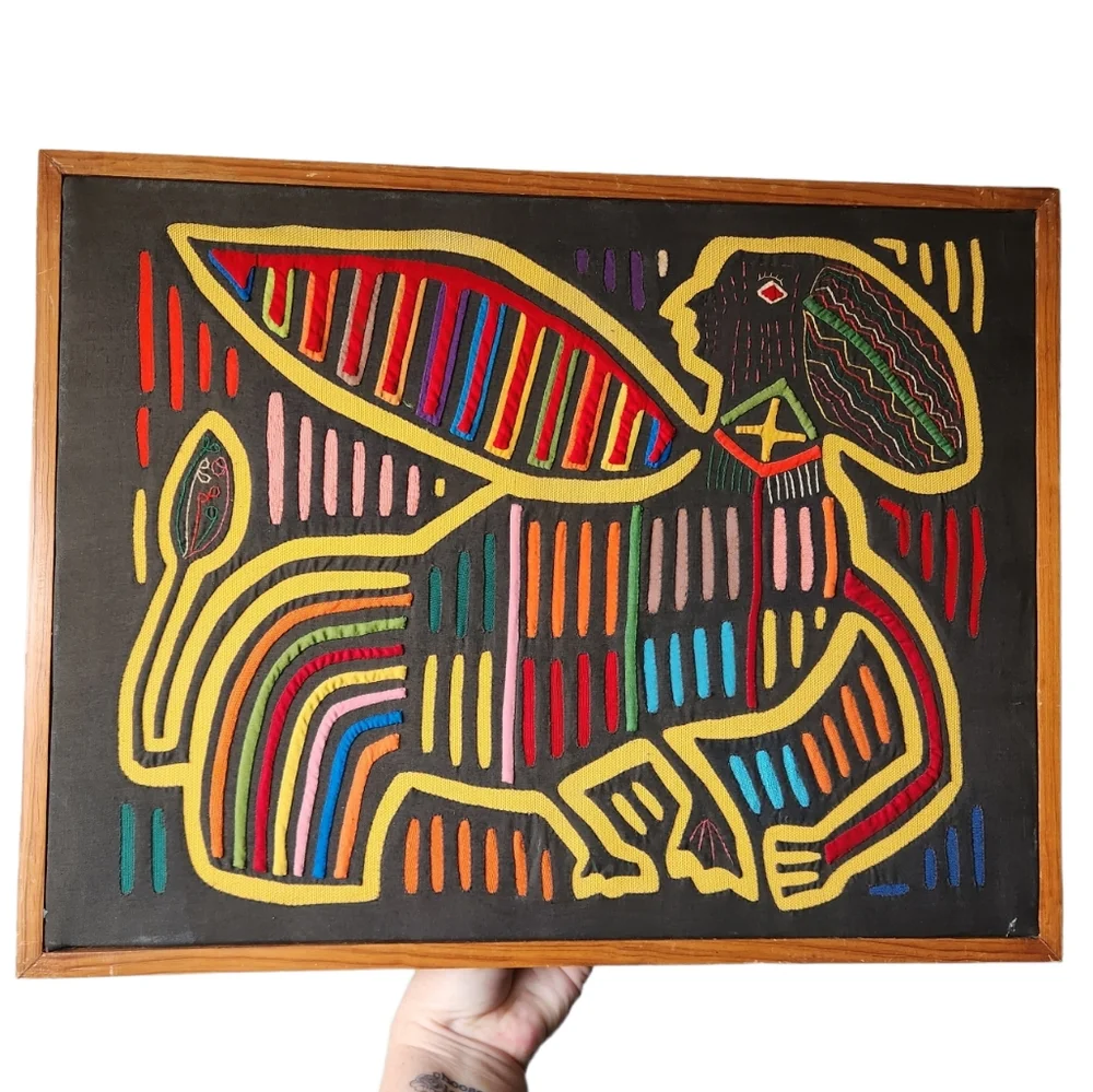 1970s Vintage Kuna Mola Folk Lore Framed Textile - Picture 1 of 8